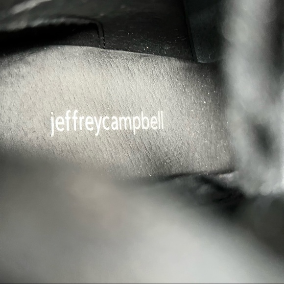 JEFFREY CAMPBELL
Refresh Platform Bootie In Black Box Leather, SIZE 10 - Picture 10 of 11